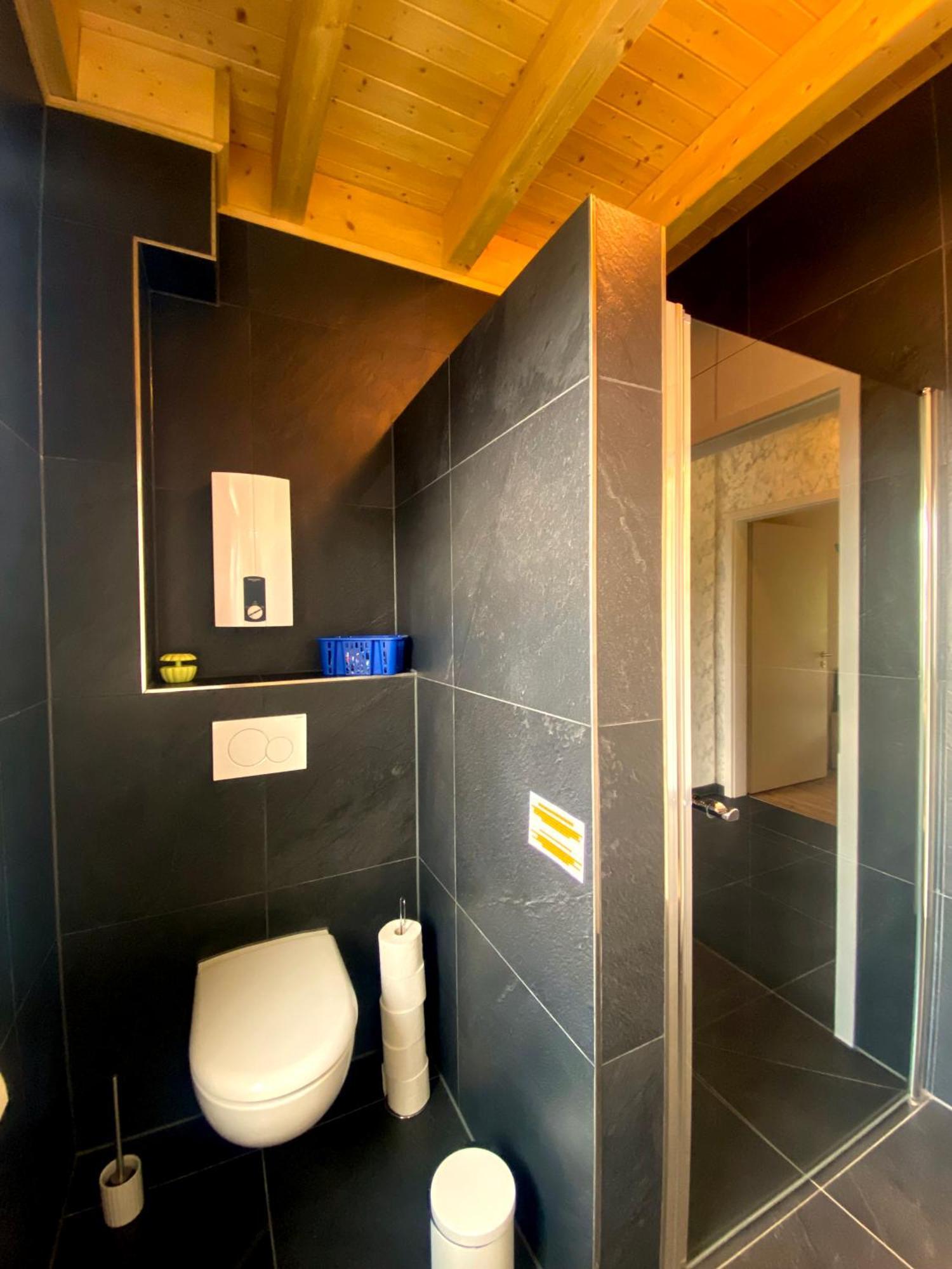 Ferienwohnung Am Weiher Kategorie 1 Nideggen Exteriör bild